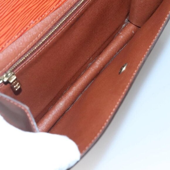 LOUIS VUITTON Epi Montaigne 27 Clutch Bag Brown LV Auth 122669 - Picture 12 of 16